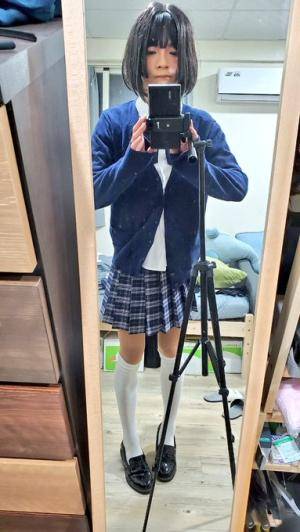 Original 383 px/ 680 px