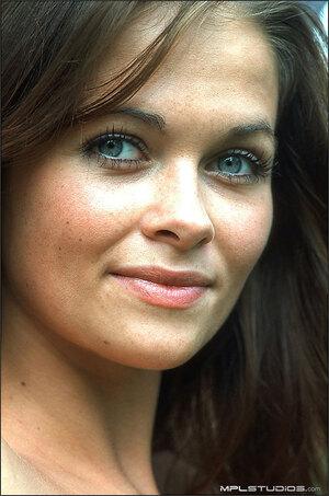 Original 678 px/ 1024 px