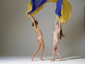 Original 10000 px/ 7514 px