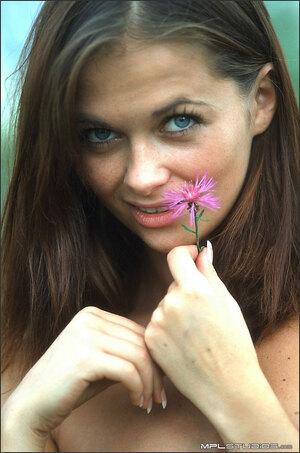 Original 678 px/ 1024 px