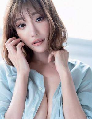 Original 700 px/ 903 px