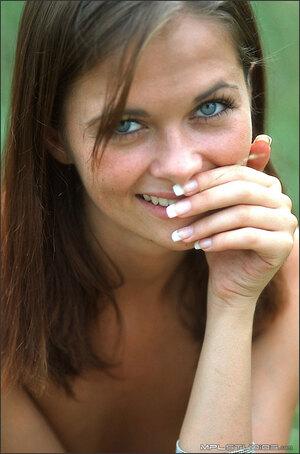 Original 677 px/ 1024 px