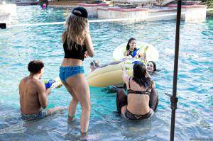 Original 2495 px/ 1663 px