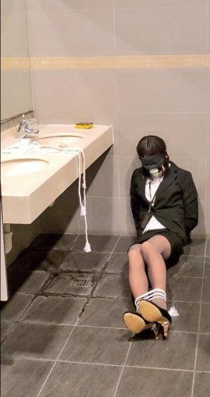 Original 359 px/ 680 px