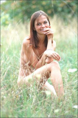 Original 677 px/ 1024 px