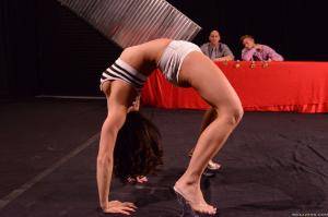 Original 2495 px/ 1663 px