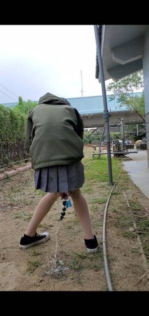 Original 322 px/ 680 px