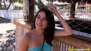 Original 1800 px/ 1013 px