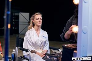 Original 2999 px/ 2000 px