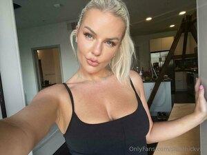 Original 1024 px/ 768 px