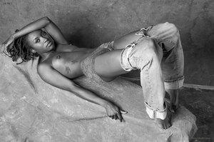 Original 3000 px/ 1993 px