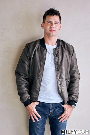 Original 2000 px/ 3000 px