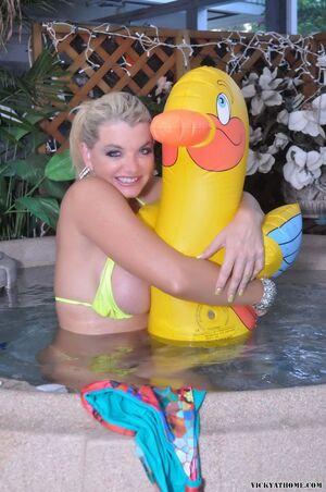 Original 850 px/ 1280 px