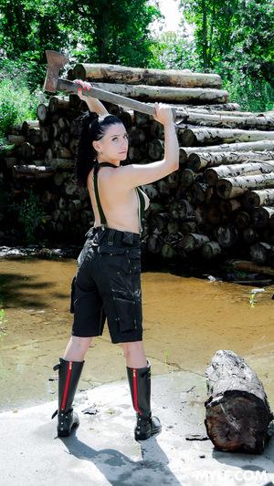 Original 911 px/ 1620 px