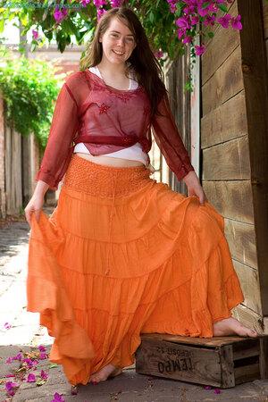 Original 981 px/ 1472 px