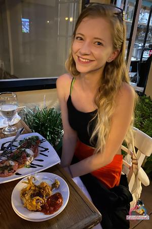 Original 2000 px/ 3000 px