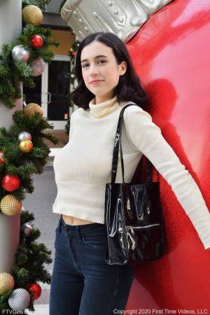 Original 852 px/ 1280 px