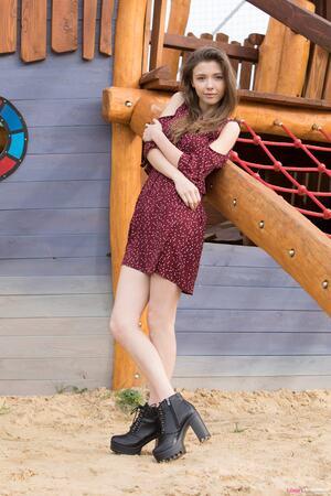 Original 4480 px/ 6720 px