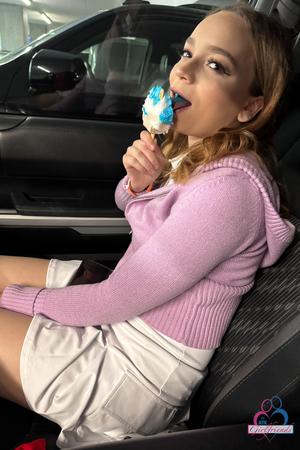 Original 2000 px/ 3000 px