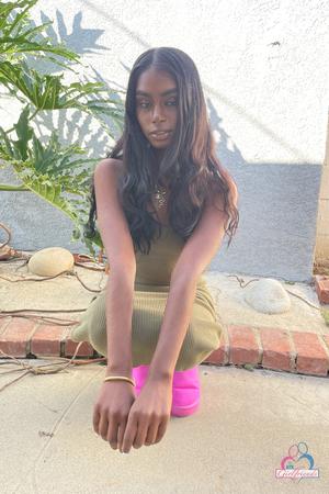 Original 2000 px/ 3000 px