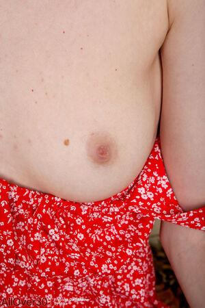 Original 3200 px/ 4800 px