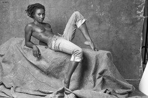 Original 3000 px/ 1993 px