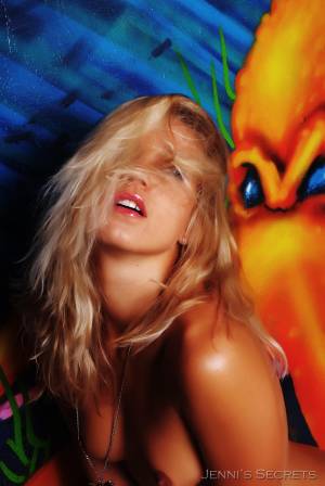 Original 2141 px/ 3200 px