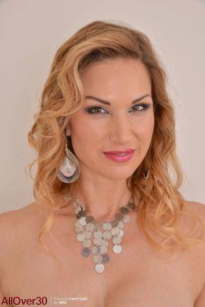 Original 3203 px/ 4800 px