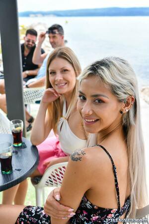 Original 1067 px/ 1600 px