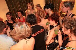 Original 1600 px/ 1067 px