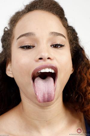 Original 2000 px/ 3000 px