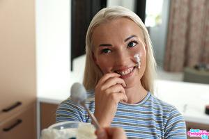 Original 6000 px/ 4000 px