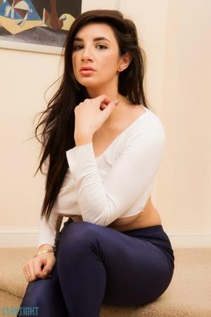 Original 682 px/ 1024 px