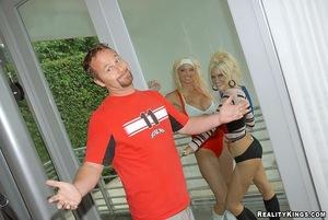 Original 900 px/ 602 px