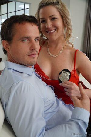 Original 1280 px/ 1920 px