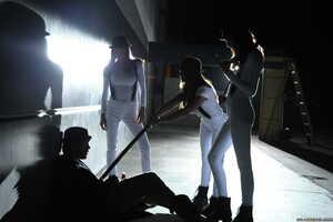 Original 2499 px/ 1663 px