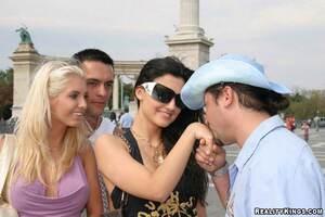 Original 900 px/ 600 px