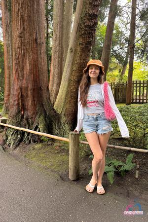 Original 2000 px/ 3000 px