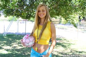 Original 2000 px/ 1333 px