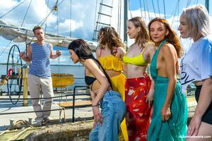 Original 6000 px/ 4000 px