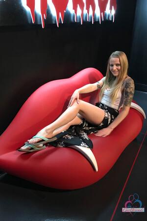 Original 2000 px/ 3000 px