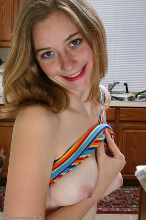 Original 680 px/ 1024 px