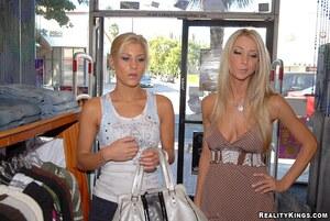 Original 900 px/ 602 px