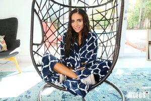 Original 2000 px/ 1333 px