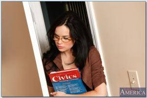 Original 850 px/ 572 px