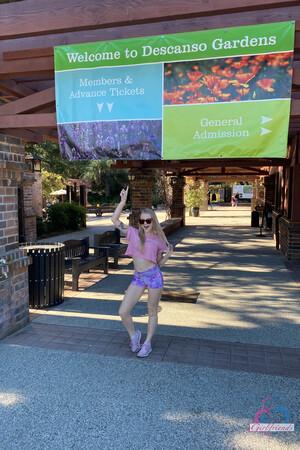 Original 2000 px/ 3000 px