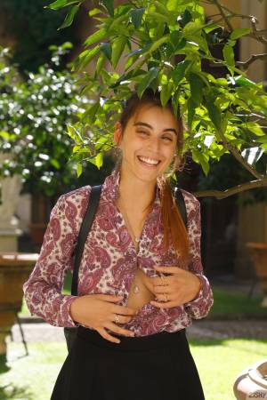 Original 1280 px/ 1920 px