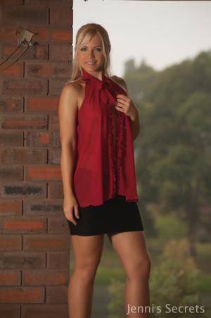 Original 681 px/ 1024 px