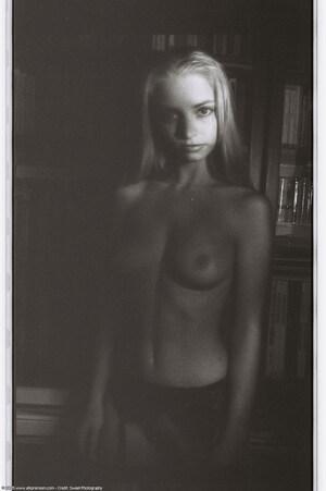 Original 1021 px/ 1536 px