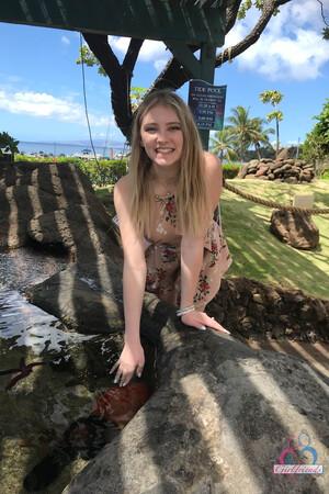 Original 2000 px/ 3000 px